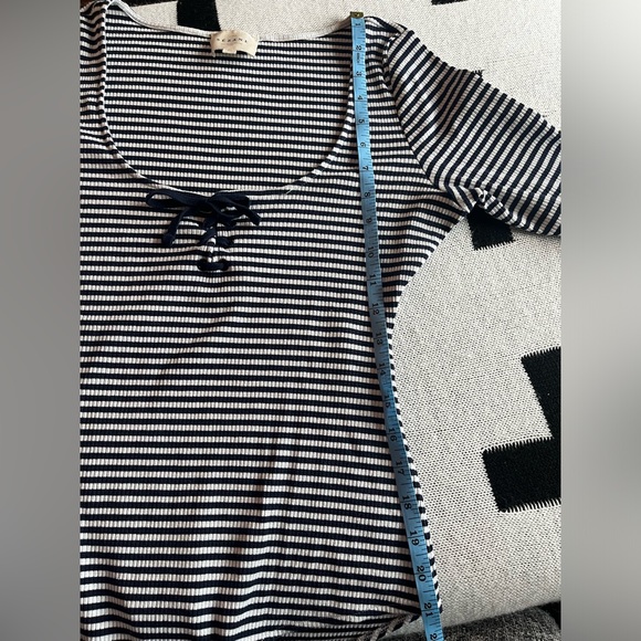 Sezane Kim Bodysuit - Picture 9 of 10